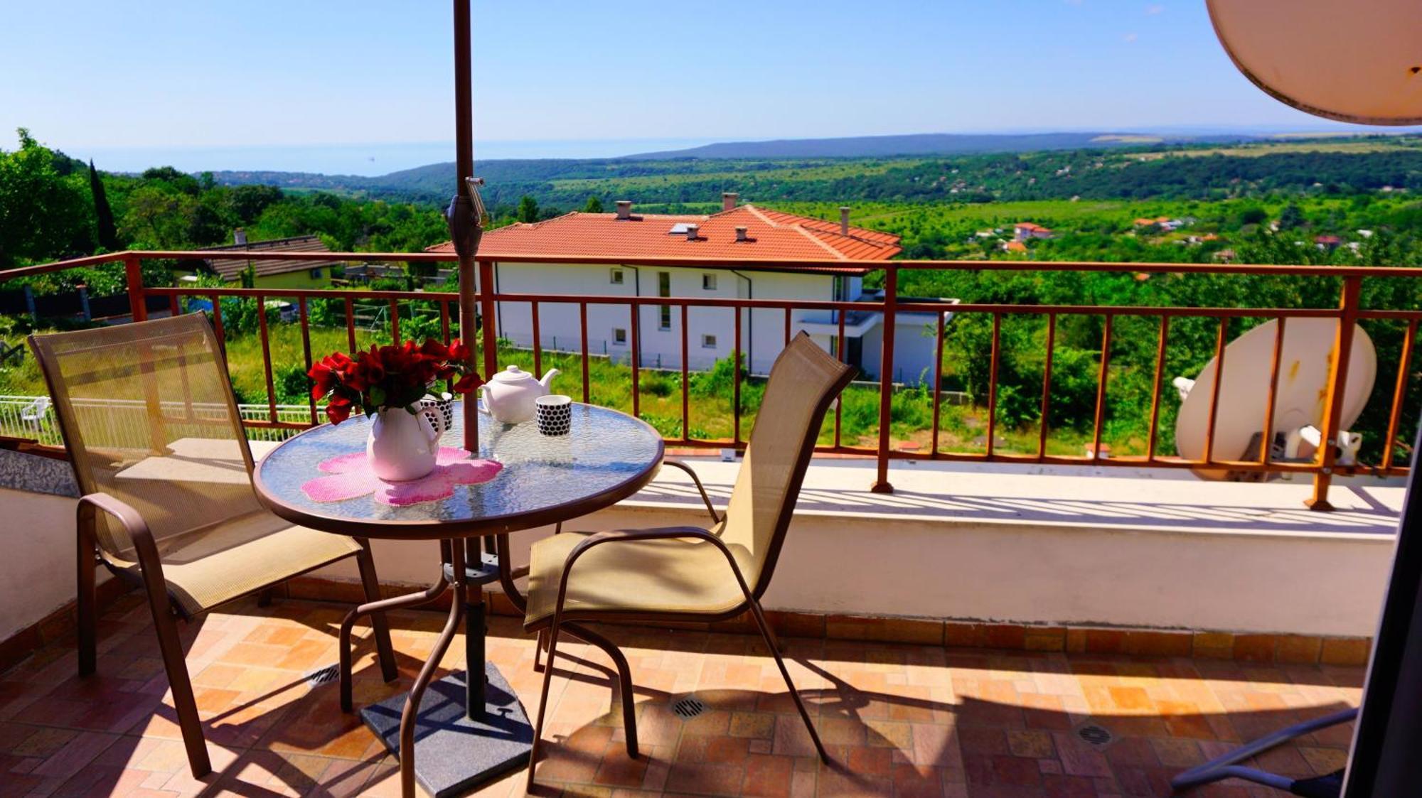 Вила Сънрайз - Villa Sunrise Varna Buitenkant foto